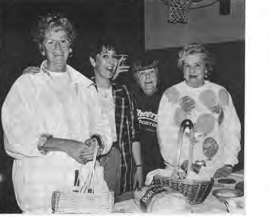 Hospitality team Rose Storey, Nancy Farmer, Elenore McGuire and Maxine Emde. Photo by King Schoenfeld.
