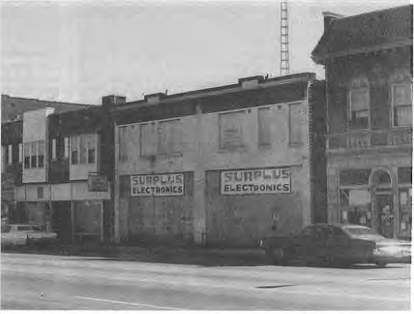 1976 view of ornate 6154 Delmar, right; intervening building toward Delmar Cleaners long gone. Photographer not credited.