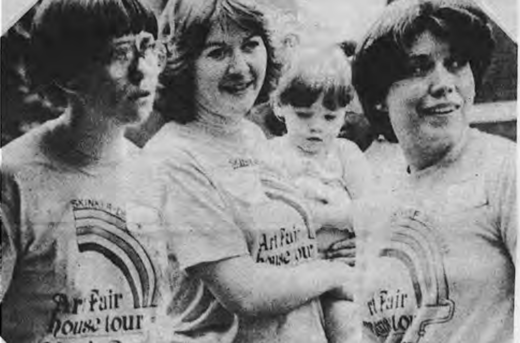 “Chief Worrier” Karen Brown, with House Tour Chairperson Carol Watkins (and Shana) and Venita Lake, Artists Chairperson, 1979. Photo by King Schoenfeld.